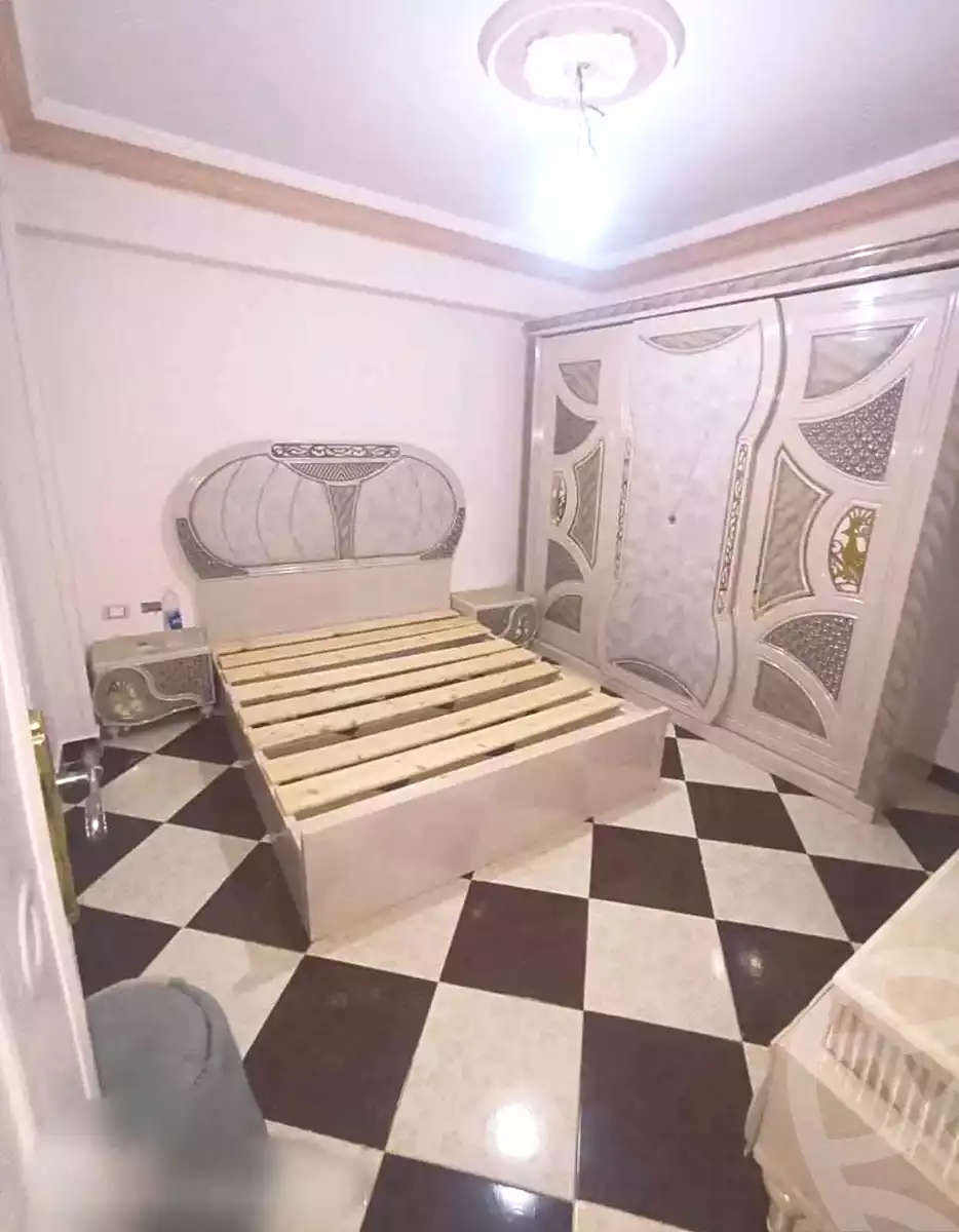 https://aqarmap.com.eg/en/listing/6924290-for-sale-alexandria-lsywf-el-falki