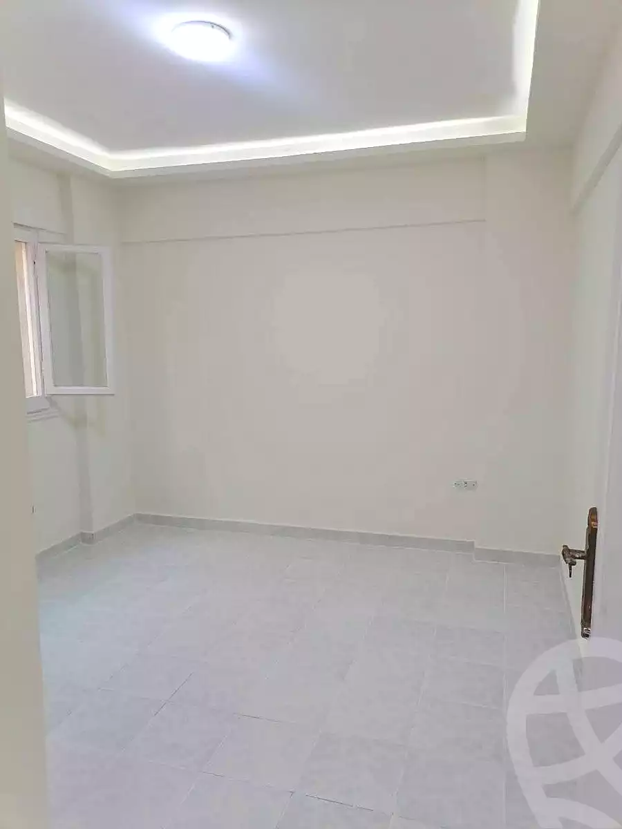 https://aqarmap.com.eg/ar/listing/6924433-for-sale-alexandria-al-agamy-shataa-el-nakheel