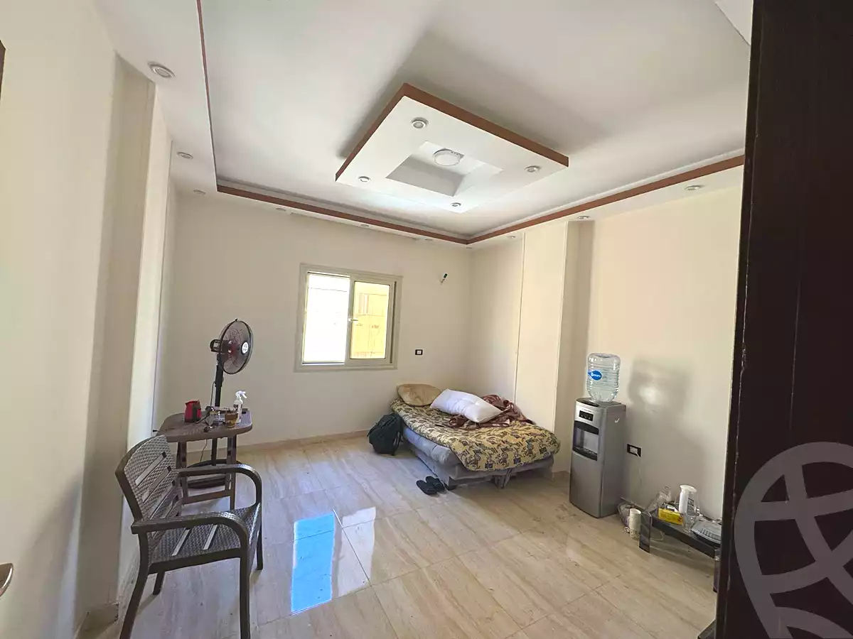 https://aqarmap.com.eg/en/listing/6924475-for-sale-cairo-6th-of-october-el-ahyaa-neighborhood-2nd-aswaq-al-tayeb-st