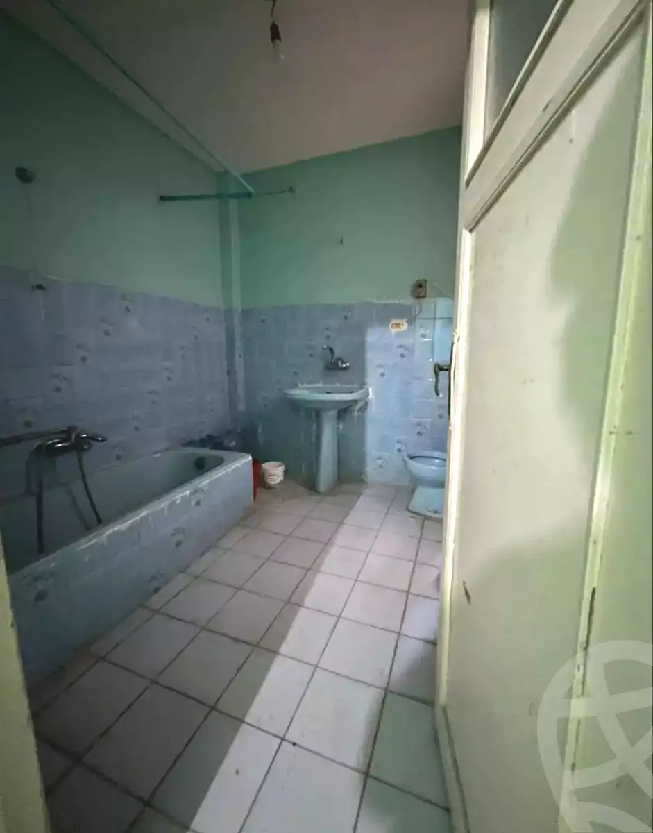 https://aqarmap.com.eg/en/listing/6924615-for-rent-alexandria-ganaklis