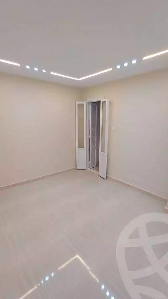 https://aqarmap.com.eg/ar/listing/6924745-for-sale-alexandria-sydy-bshr-sydy-bshr-bhry-gamal-abd-el-nasir-st