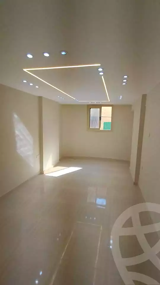 https://aqarmap.com.eg/ar/listing/6924745-for-sale-alexandria-sydy-bshr-sydy-bshr-bhry-gamal-abd-el-nasir-st