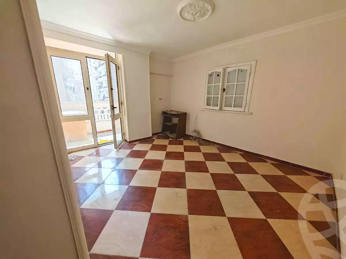https://aqarmap.com.eg/ar/listing/6925092-for-sale-alexandria-sydy-bshr-tryq-ljysh
