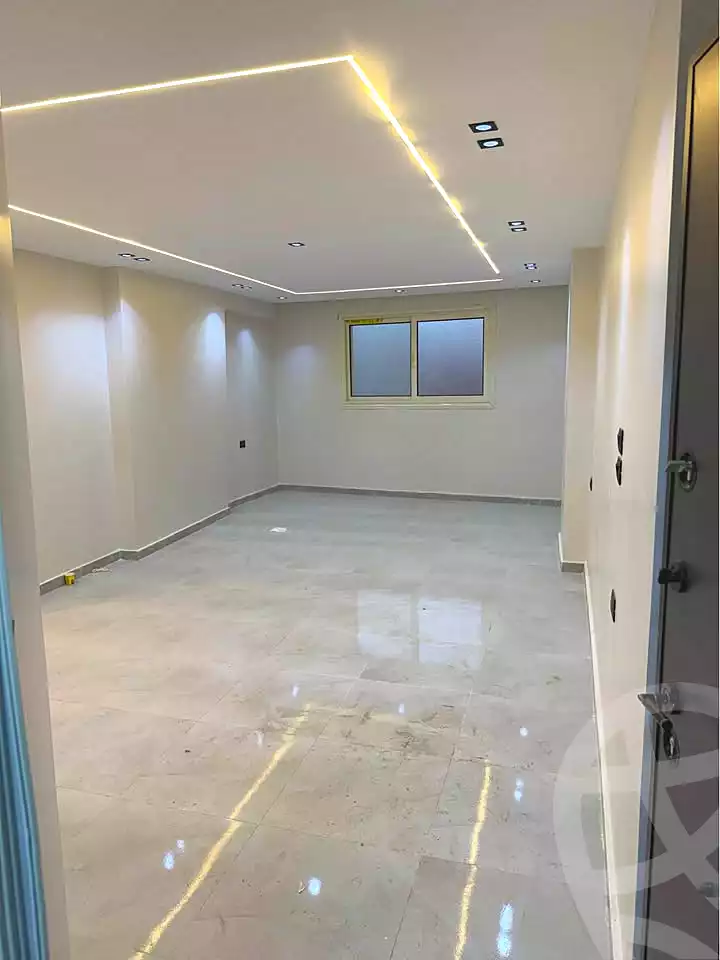 https://aqarmap.com.eg/ar/listing/6925413-for-rent-cairo-el-haram-el-lebeny-soltan-khattab-st