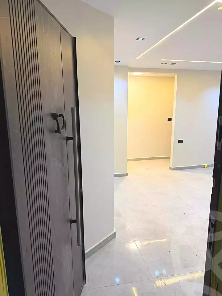 https://aqarmap.com.eg/ar/listing/6925413-for-rent-cairo-el-haram-el-lebeny-soltan-khattab-st