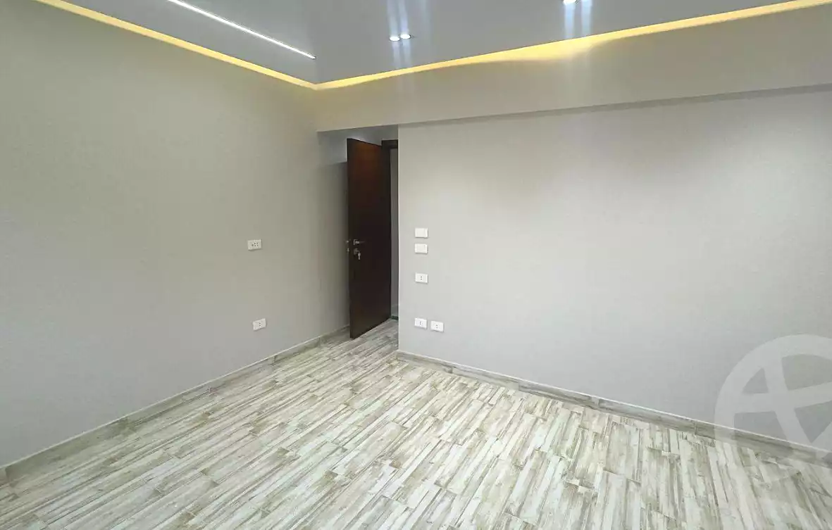 https://aqarmap.com.eg/ar/listing/6925959-for-rent-alexandria-lsywf-shamaa