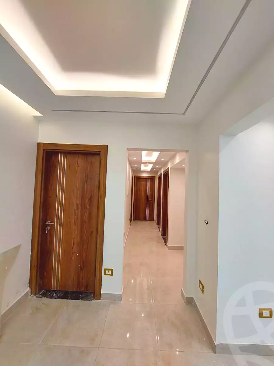 https://aqarmap.com.eg/ar/listing/6927245-for-rent-cairo-new-cairo-compounds-hyde-park-park-corner-hyde-park