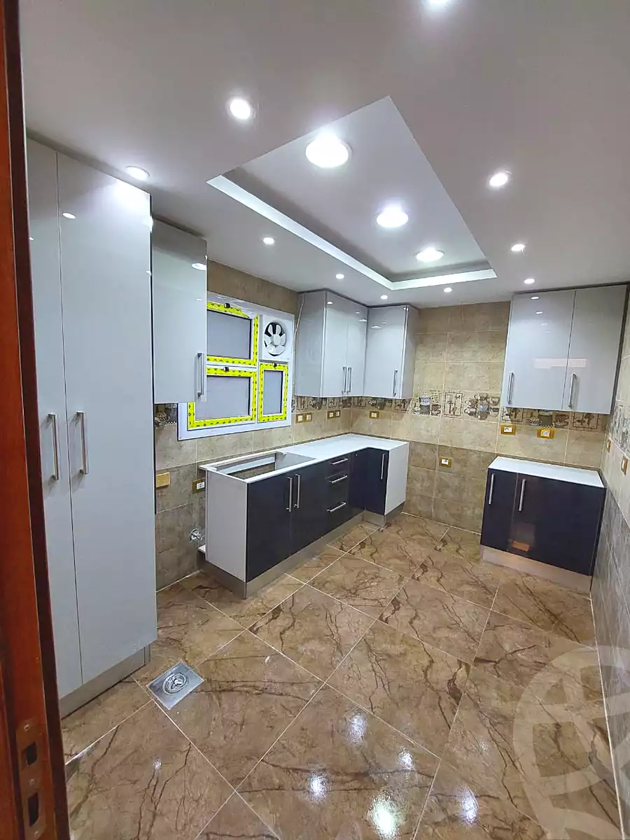 https://aqarmap.com.eg/ar/listing/6927245-for-rent-cairo-new-cairo-compounds-hyde-park-park-corner-hyde-park