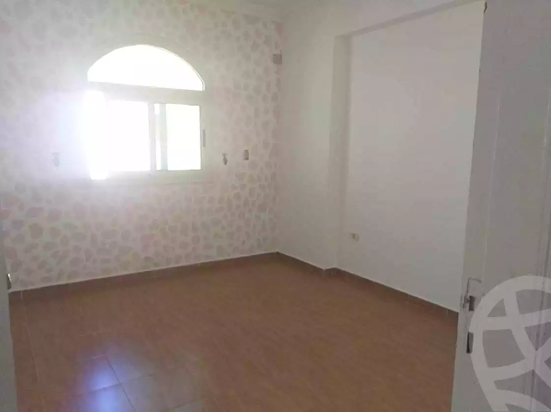 https://aqarmap.com.eg/ar/listing/6927301-for-rent-cairo-new-cairo-el-narges-el-narges-5-moushir-ahmed-ismail-st