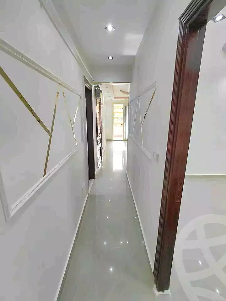 https://aqarmap.com.eg/ar/listing/6927450-for-sale-alexandria-sydy-bshr-sydy-bshr-bhry-street-15