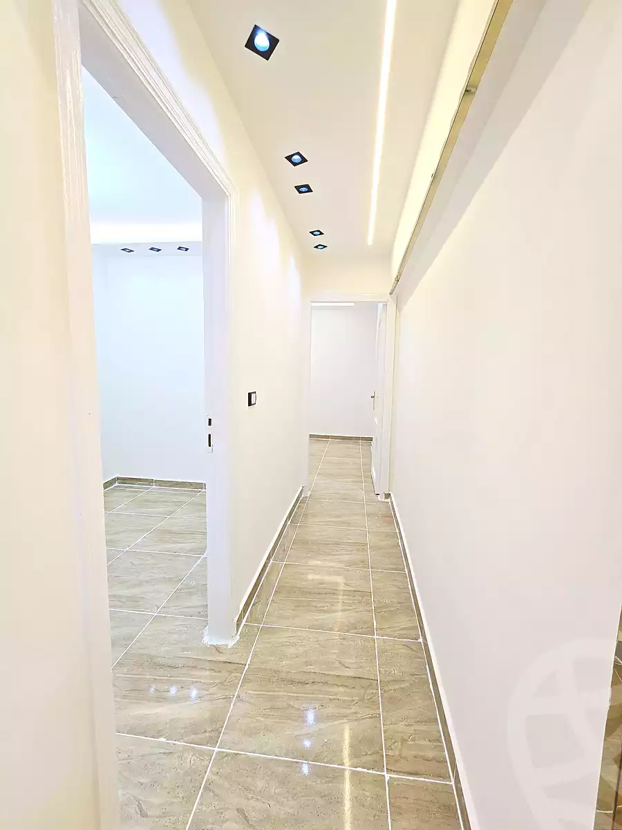 https://aqarmap.com.eg/ar/listing/6927684-for-sale-alexandria-al-agamy-shataa-el-nakheel