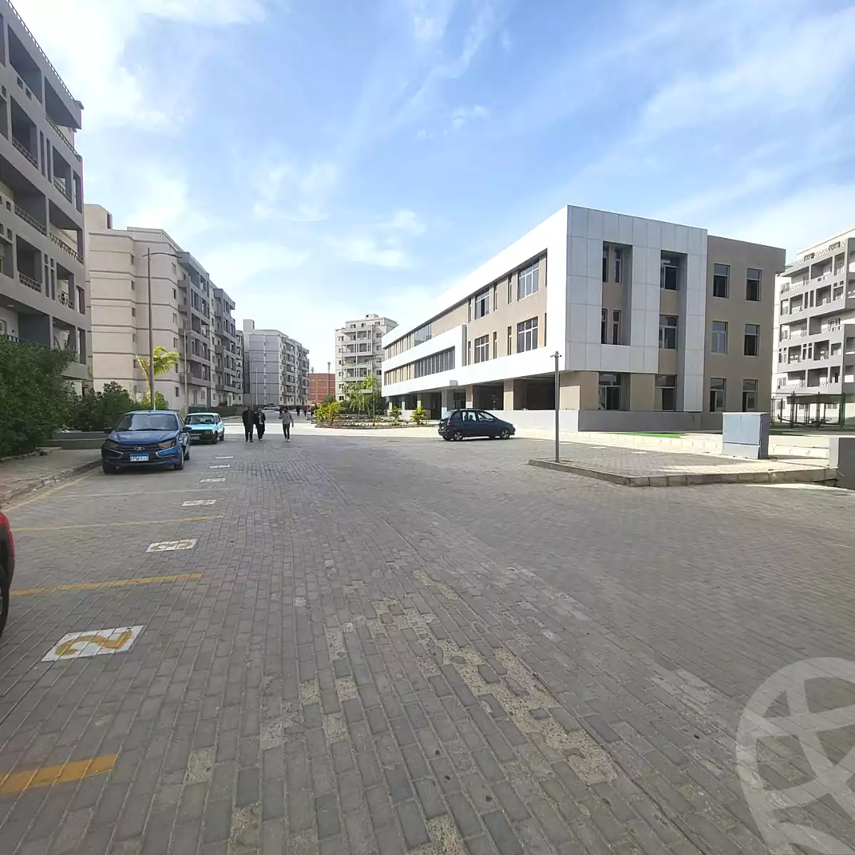 https://aqarmap.com.eg/en/listing/6927853-for-sale-cairo-6th-of-october-hadaeq-october-compounds-sun-capital