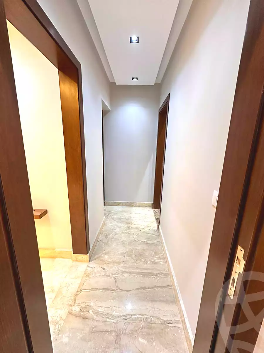 شقة بغرفتي نوم في سكاي كوندوز، صورة ٨ من ١١
