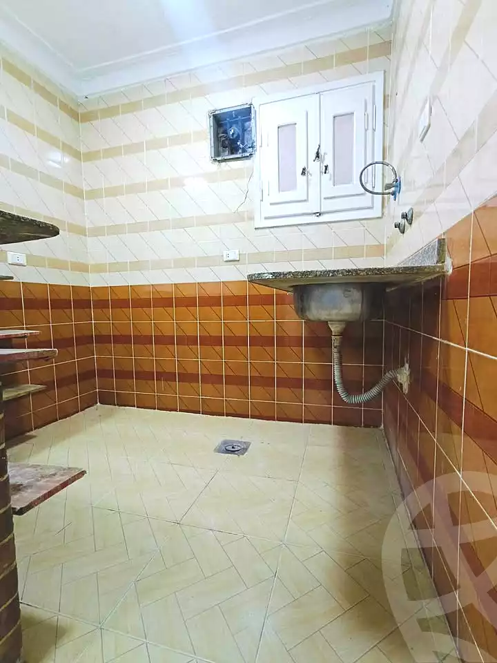 https://aqarmap.com.eg/ar/listing/6928788-for-sale-alexandria-al-agamy-shataa-el-nakheel