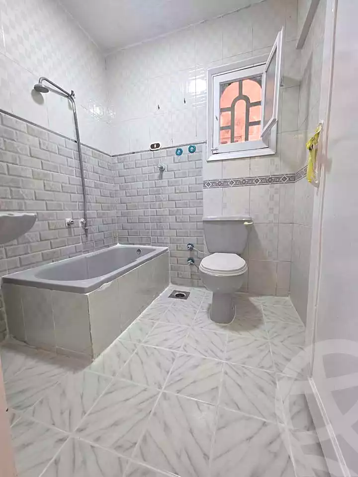 https://aqarmap.com.eg/en/listing/6928825-for-sale-alexandria-al-agamy-shataa-el-nakheel