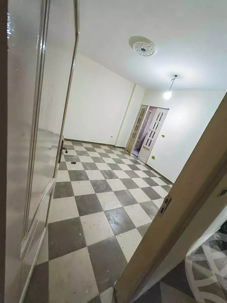 https://aqarmap.com.eg/ar/listing/6928845-for-rent-cairo-helwan-mohamed-mostafa-el-maraghi-st