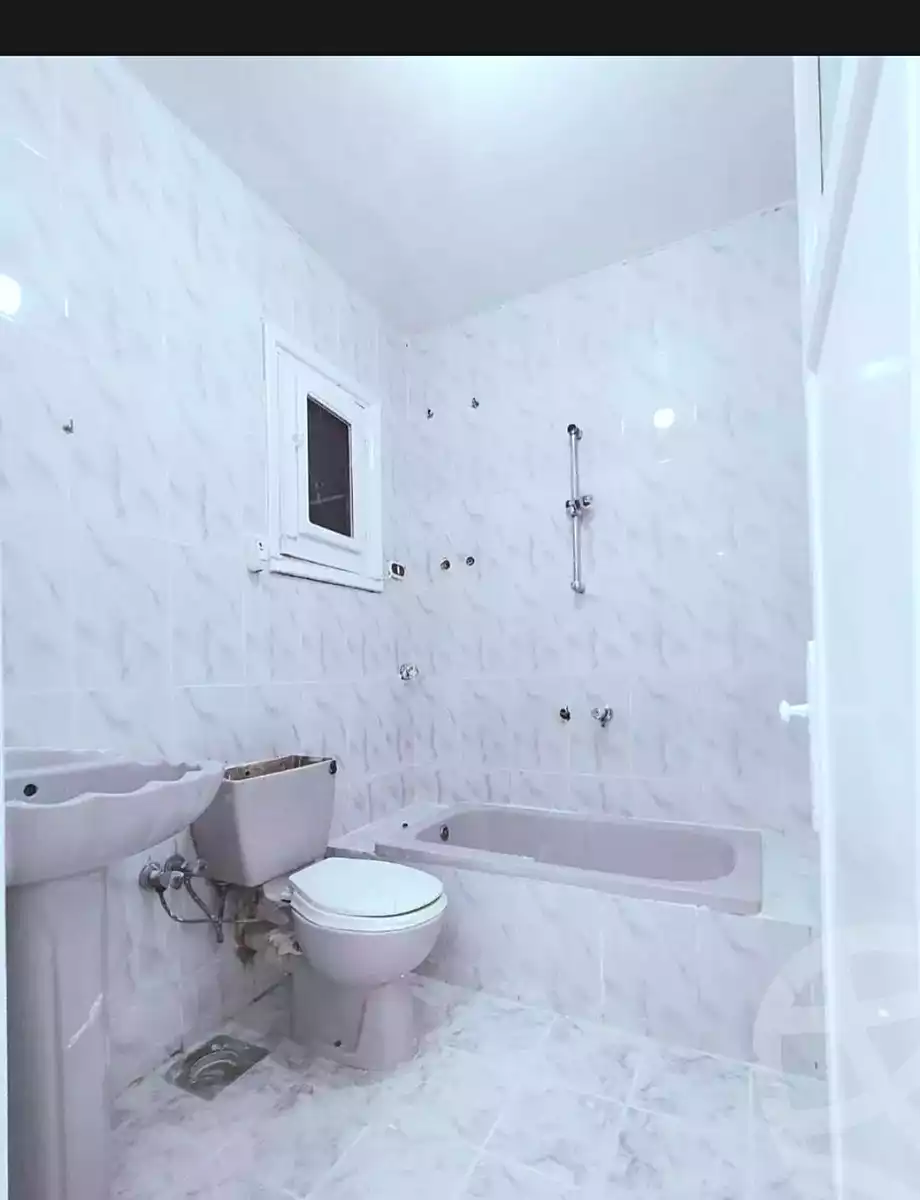 https://aqarmap.com.eg/en/listing/6929270-for-sale-alexandria-al-agamy-shataa-el-nakheel