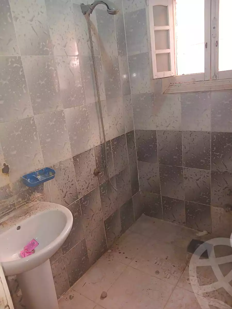 https://aqarmap.com.eg/en/listing/6929329-for-sale-alexandria-al-agamy-el-hanouvel