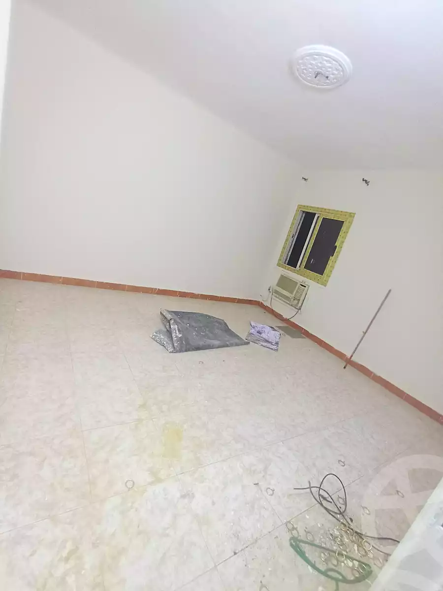https://aqarmap.com.eg/en/listing/6929325-for-rent-cairo-helwan-helwan-el-sharkeya-heidar-st
