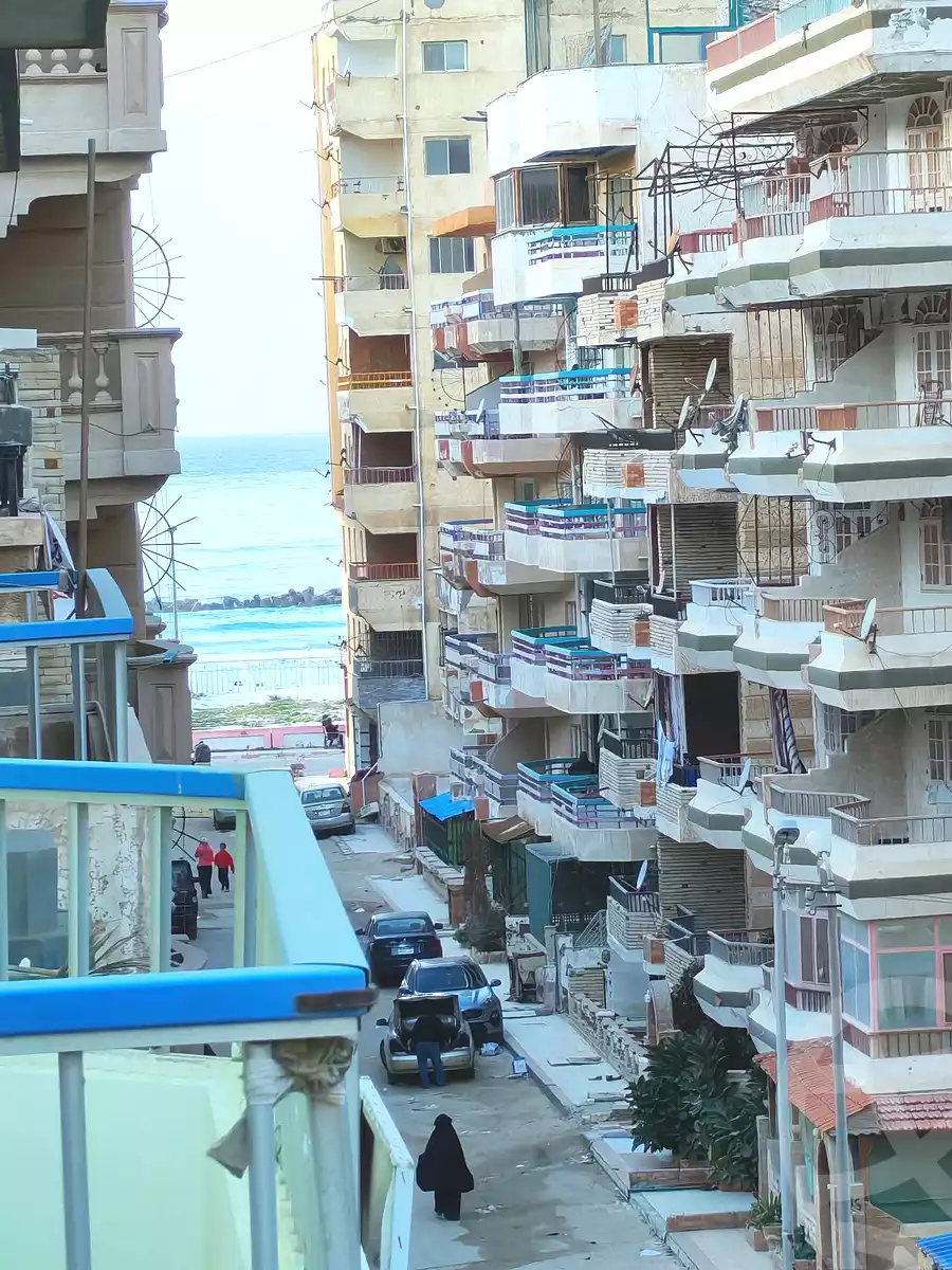https://aqarmap.com.eg/ar/listing/6929834-for-sale-alexandria-al-agamy-shataa-el-nakheel