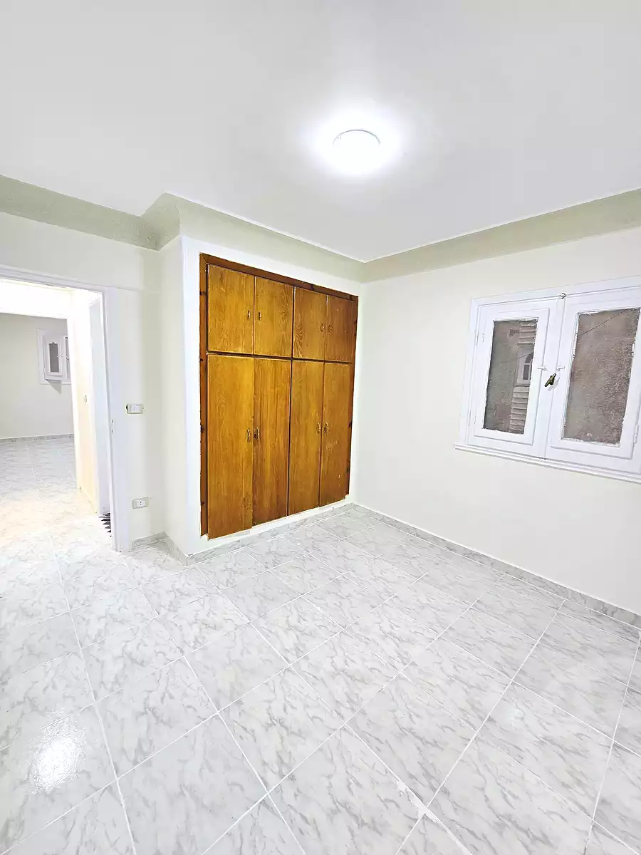 https://aqarmap.com.eg/ar/listing/6930943-for-sale-alexandria-al-agamy-shataa-el-nakheel