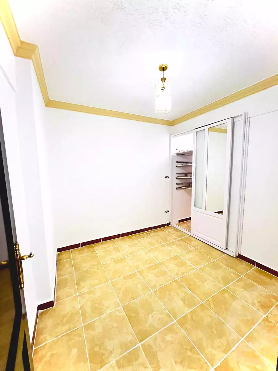 https://aqarmap.com.eg/ar/listing/6930956-for-sale-alexandria-al-agamy-shataa-el-nakheel