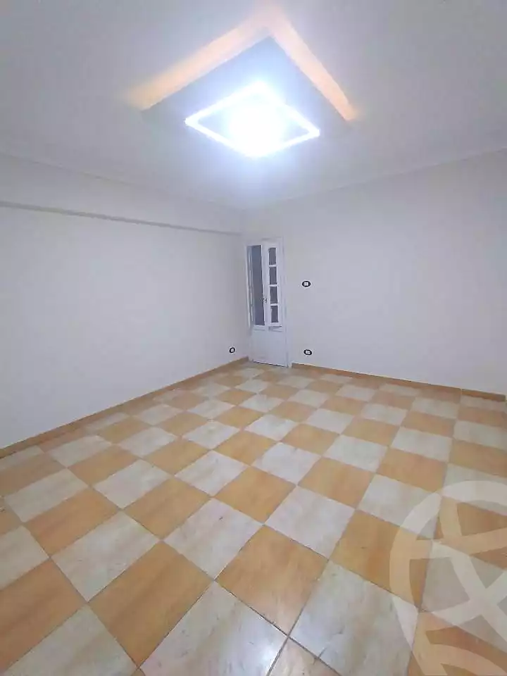 https://aqarmap.com.eg/ar/listing/6931090-for-sale-alexandria-lsywf-el-falki