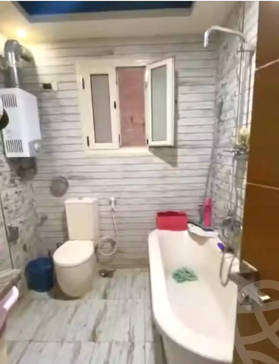 https://aqarmap.com.eg/ar/listing/6931084-for-sale-cairo-nozha-2-el-khamseen-st