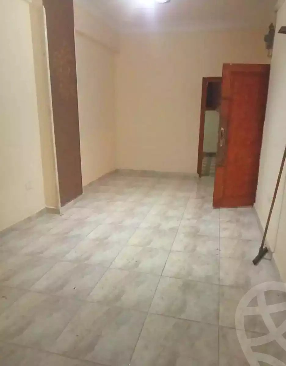 https://aqarmap.com.eg/en/listing/6931305-for-rent-alexandria-al-agamy-lbytsh-ibrahim-othman-st