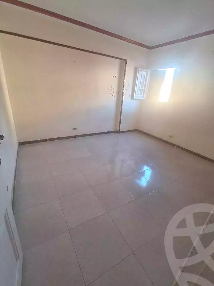 https://aqarmap.com.eg/ar/listing/6930053-for-sale-alexandria-al-agamy-lbytsh