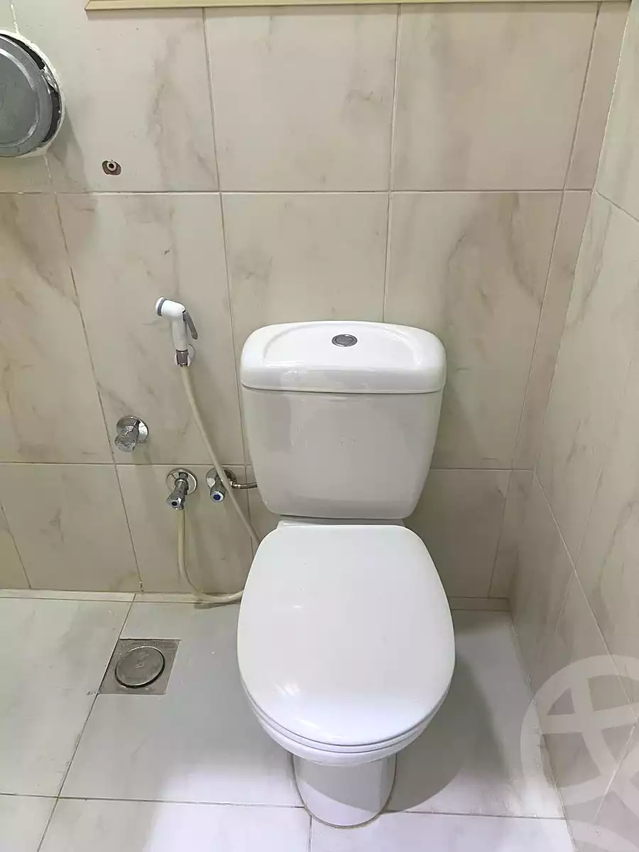 https://aqarmap.com.eg/ar/listing/6933362-for-sale-cairo-6th-of-october-el-hay-el-motamyz-fourth-touristic-village-dr-ezz-el-din-eissa-st