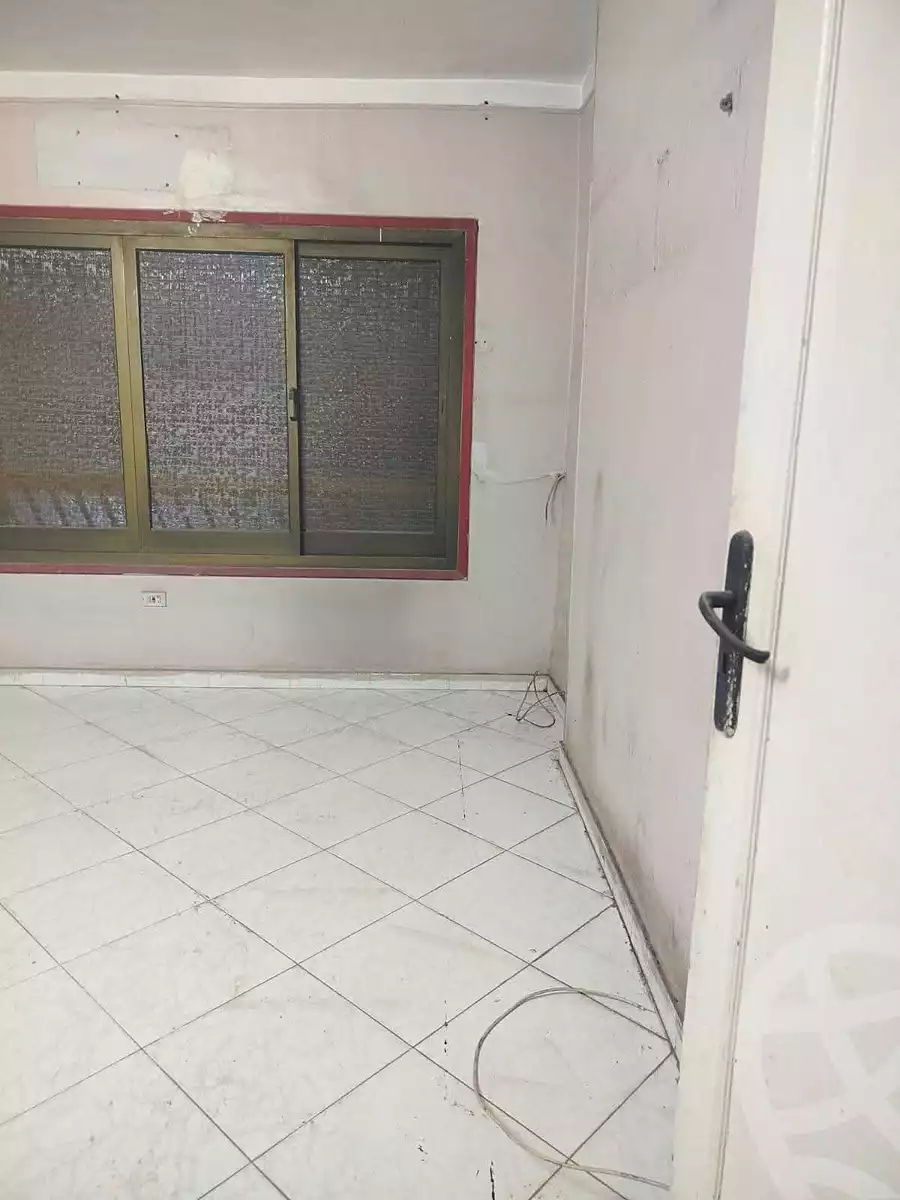https://aqarmap.com.eg/ar/listing/6933439-for-rent-cairo-ain-shams-ahmed-esmat-st