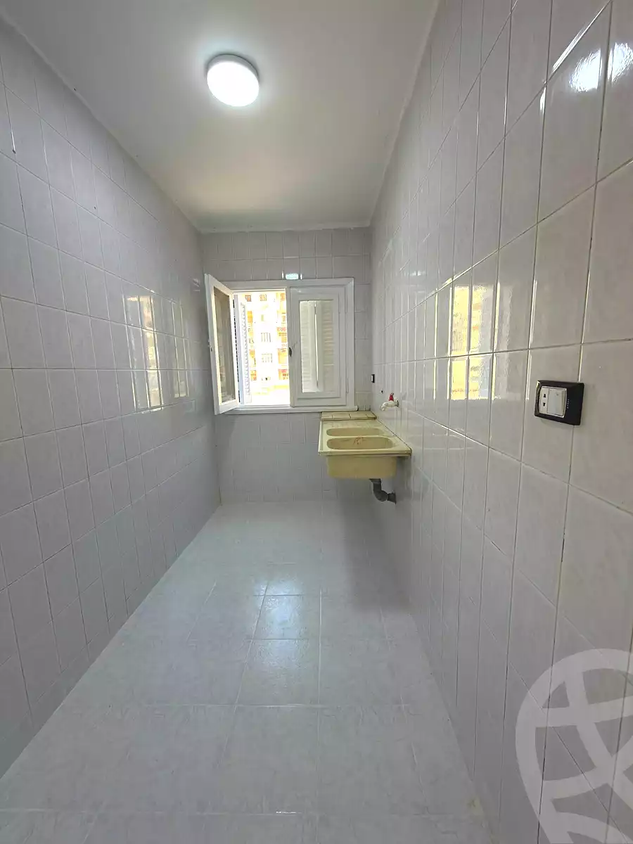 https://aqarmap.com.eg/ar/listing/6930481-for-sale-alexandria-al-agamy