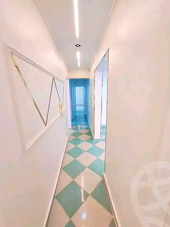 https://aqarmap.com.eg/ar/listing/6933529-for-sale-alexandria-sydy-bshr-sydy-bshr-bhry-shr-khld-bn-lwlyd