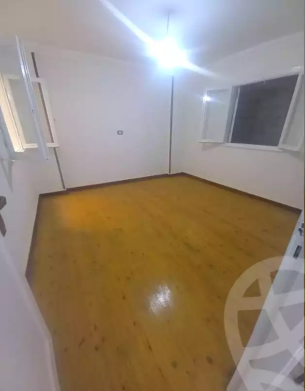 https://aqarmap.com.eg/en/listing/6933556-for-sale-alexandria-el-mandara-alex-el-mandara-bahri