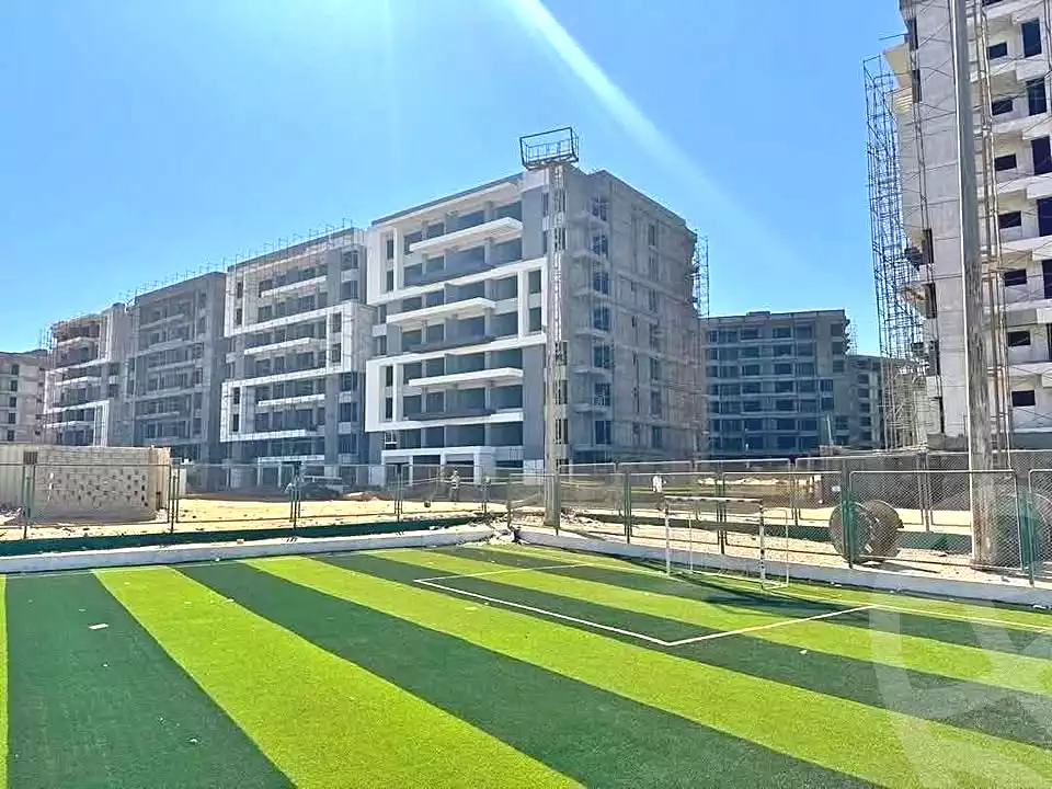 https://aqarmap.com.eg/ar/listing/6934407-for-sale-cairo-new-administrative-capital-r7-syn-7