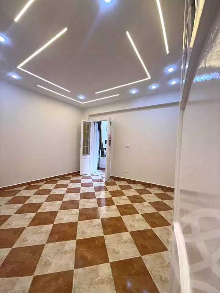 https://aqarmap.com.eg/ar/listing/6934652-for-sale-alexandria-el-asafra-l-sfr-qbly