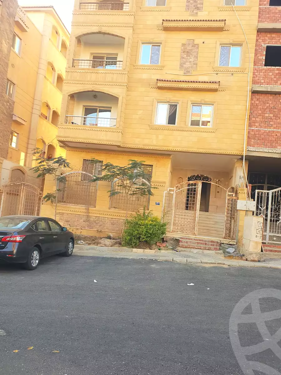 https://aqarmap.com.eg/ar/listing/6935067-for-sale-cairo-new-cairo-mohammed-nagib-axis-st