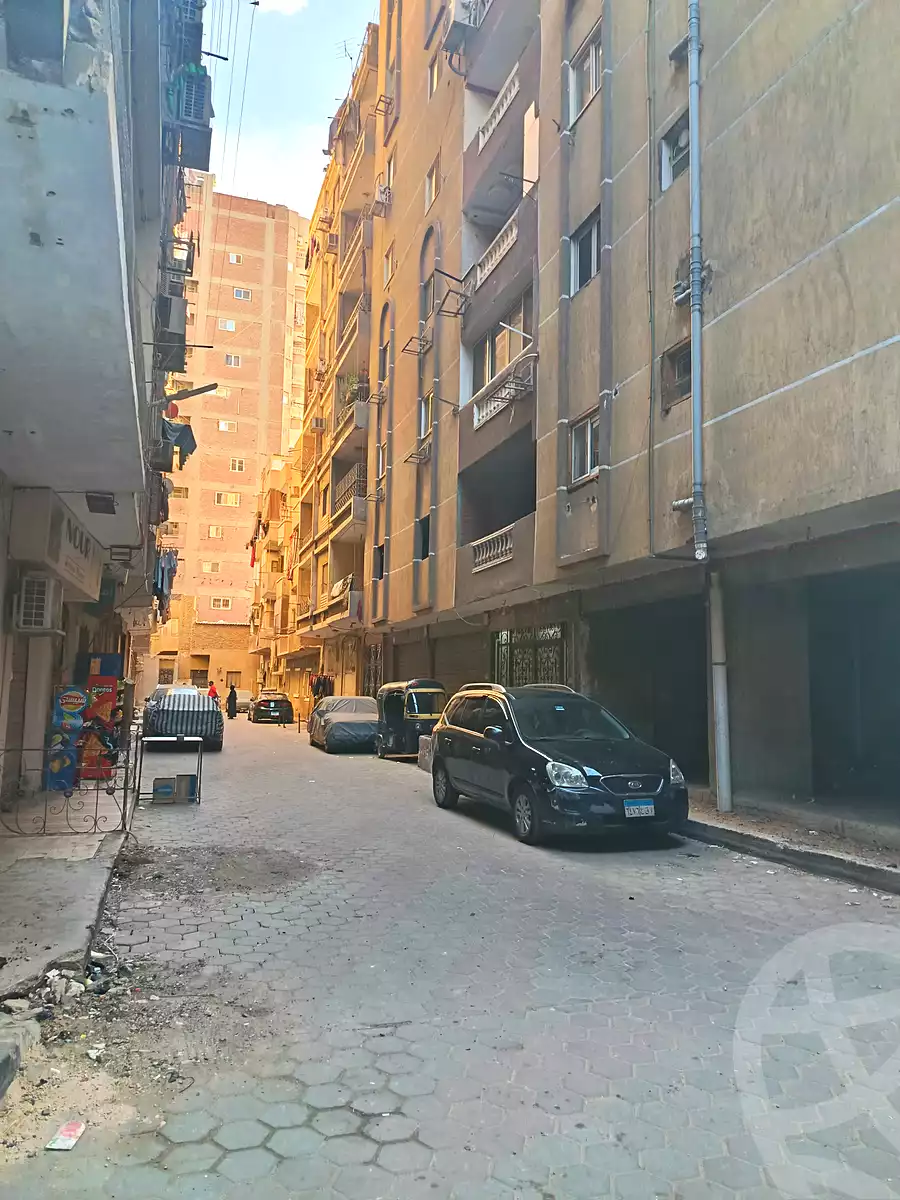 https://aqarmap.com.eg/ar/listing/6935359-for-sale-cairo-el-zaytun-lzytwn-lshrqy-toman-bai-st