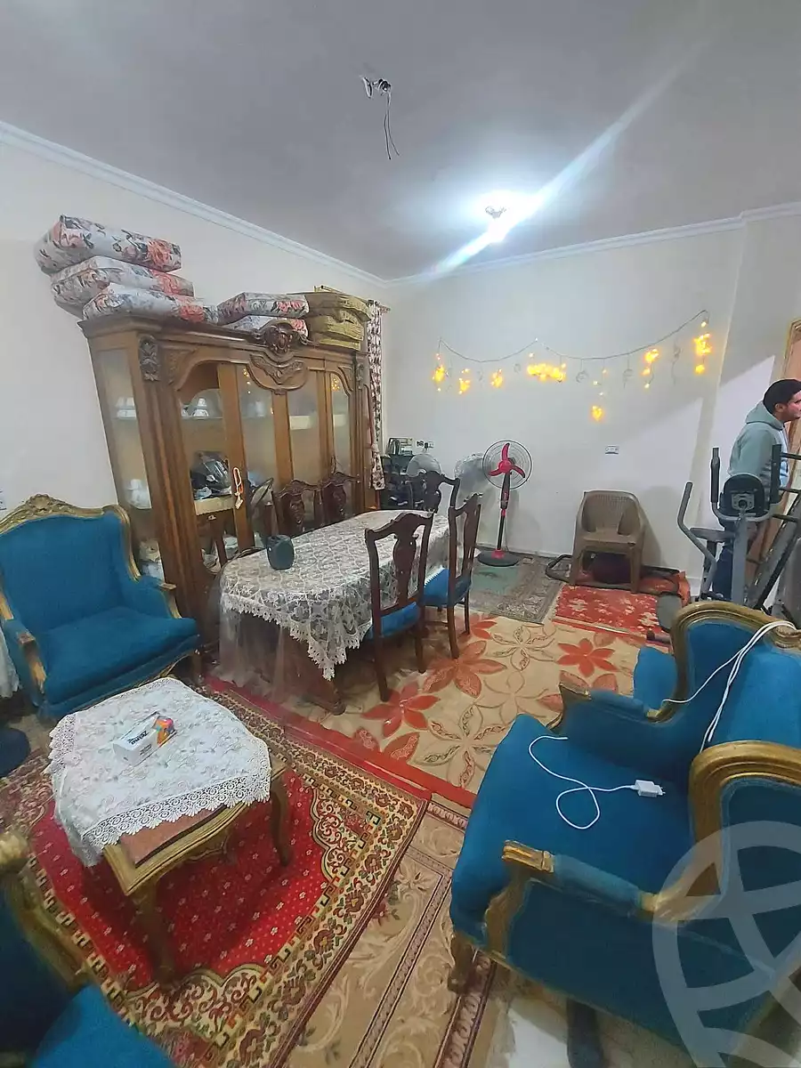 https://aqarmap.com.eg/ar/listing/6935855-for-sale-cairo-helwan-el-shareaa-el-sharby-st