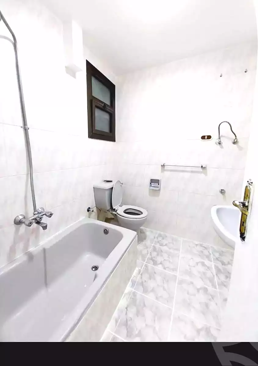 https://aqarmap.com.eg/en/listing/6936117-for-sale-alexandria-al-agamy-shataa-el-nakheel
