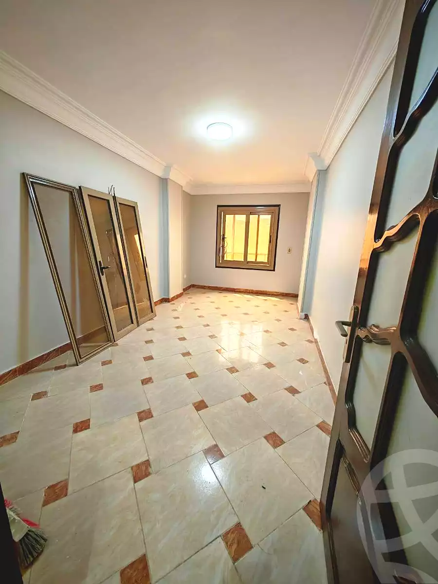 https://aqarmap.com.eg/en/listing/6937500-for-sale-cairo-helwan-ahmed-enci-st