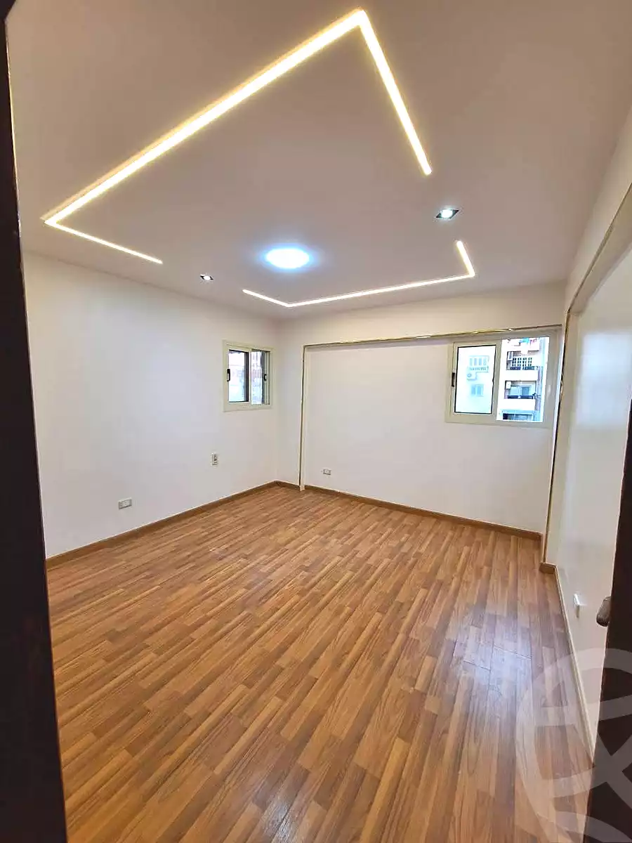 https://aqarmap.com.eg/ar/listing/6938092-for-sale-alexandria-miami