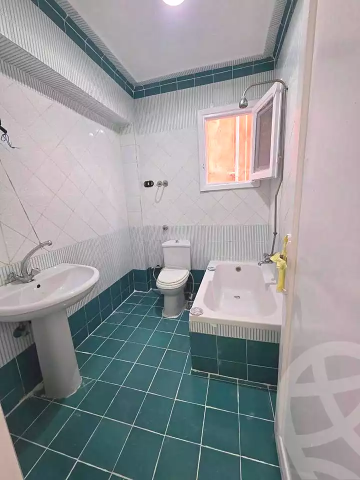 https://aqarmap.com.eg/ar/listing/6938115-for-sale-alexandria-al-agamy-shataa-el-nakheel