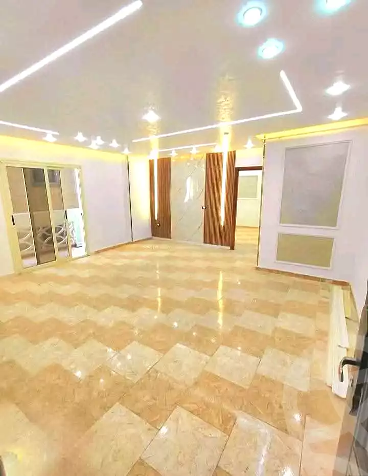 https://aqarmap.com.eg/en/listing/6938273-for-sale-alexandria-el-mandara-shr-mlk-hfny