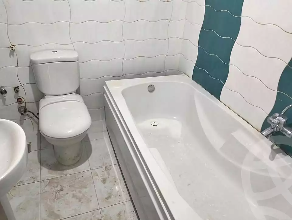 https://aqarmap.com.eg/ar/listing/6938918-for-sale-cairo-helwan-rostom-st