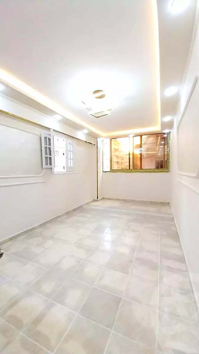 https://aqarmap.com.eg/ar/listing/6939163-for-sale-alexandria-al-agamy-shataa-el-nakheel