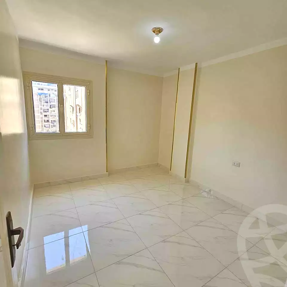 https://aqarmap.com.eg/ar/listing/6939390-for-sale-alexandria-sydy-bshr-sydy-bshr-qbly-faisal-city