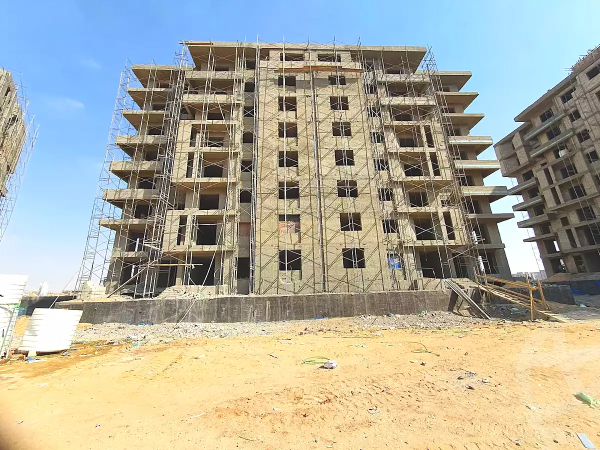 https://aqarmap.com.eg/ar/listing/6939491-for-sale-cairo-new-administrative-capital-mntq-lmstthmryn-blw-fyrt