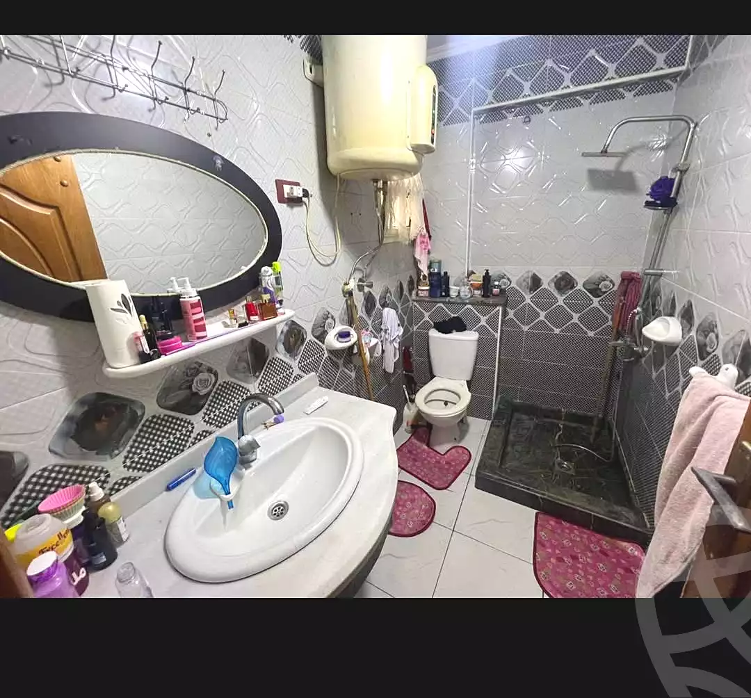 https://aqarmap.com.eg/ar/listing/6940038-for-sale-alexandria-ganaklis
